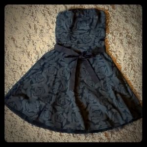 Folter Black Rose Dress